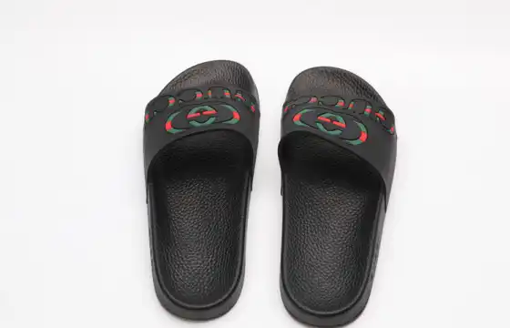 GUCC SANDALS