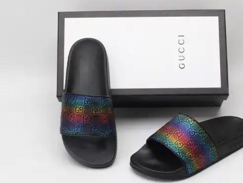 GUCC SANDALS