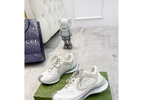 GUCCI Run Sneaker