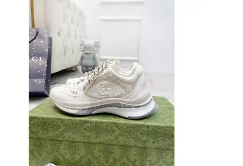 GUCCI Run Sneaker