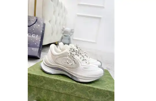 GUCCI Run Sneaker