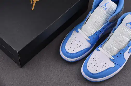 Jordan 1 Mid University Blue Grey DX9276-100