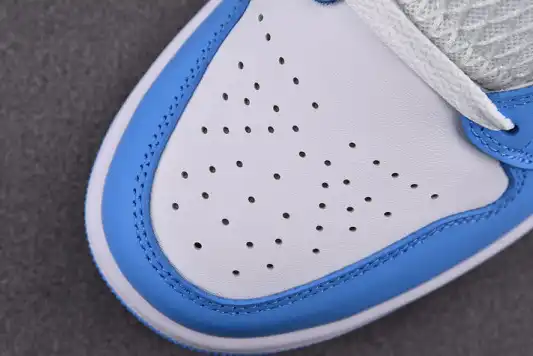 Jordan 1 Mid University Blue Grey DX9276-100