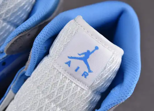 Jordan 1 Mid University Blue Grey DX9276-100