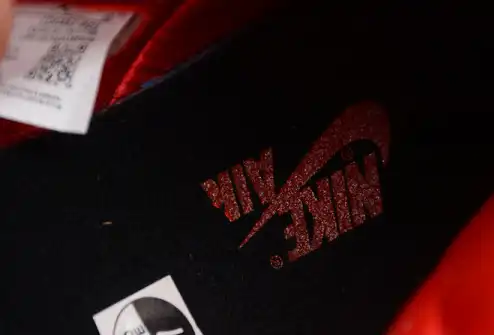 Jordan 1 Retro High Satin Black Toe (W) CD0461-016