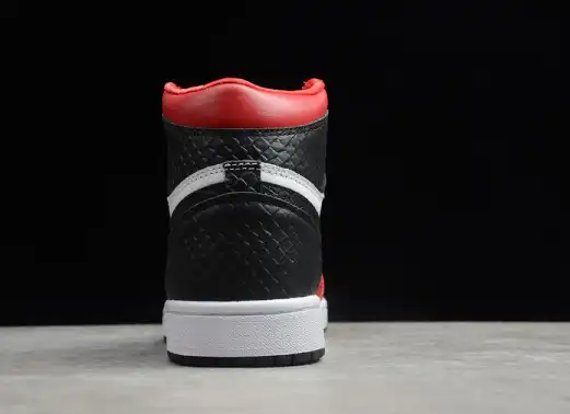 Jordan 1 Retro High Satin Black Toe (W) CD0461-016
