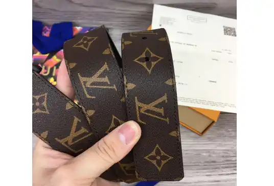 LOUIS VUITTON BELTS