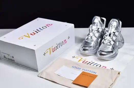 LV ARCHLIGHT SNEAKER