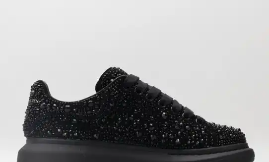 MQ Sneakers