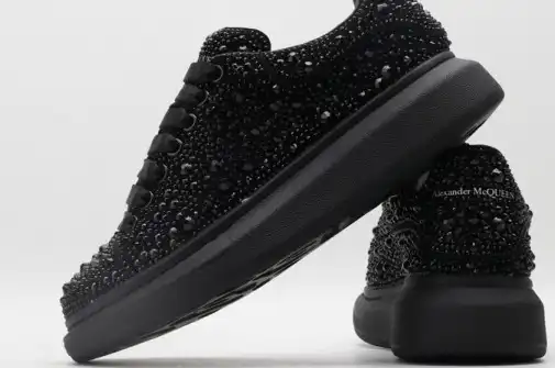 MQ Sneakers