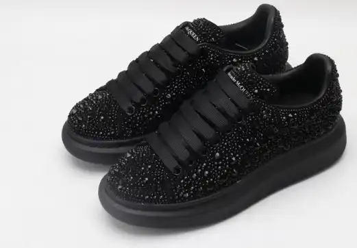 MQ Sneakers