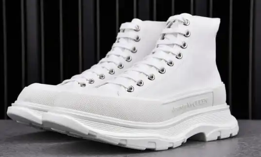 MQ Sneakers