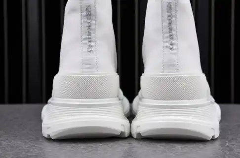 MQ Sneakers