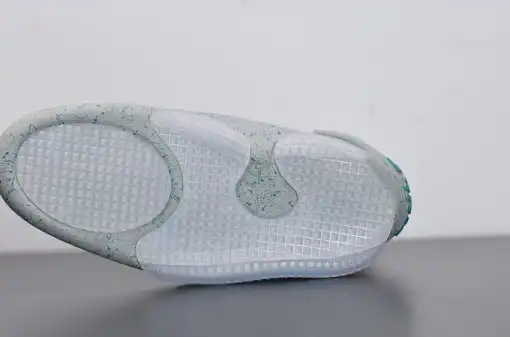 NIKE MAG