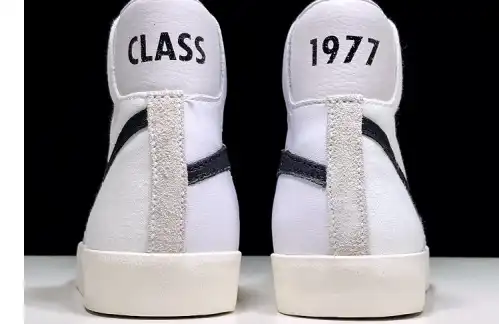 Nike Blazer Mid 77 Vintage Slam Jam  CD8233 100