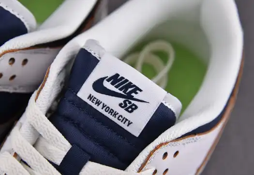 Nike SB Dunk Low HUF New York City FD8775-100