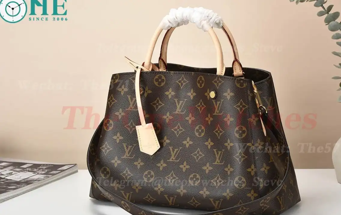 Louis Vuitton - Montaigne BB M41055