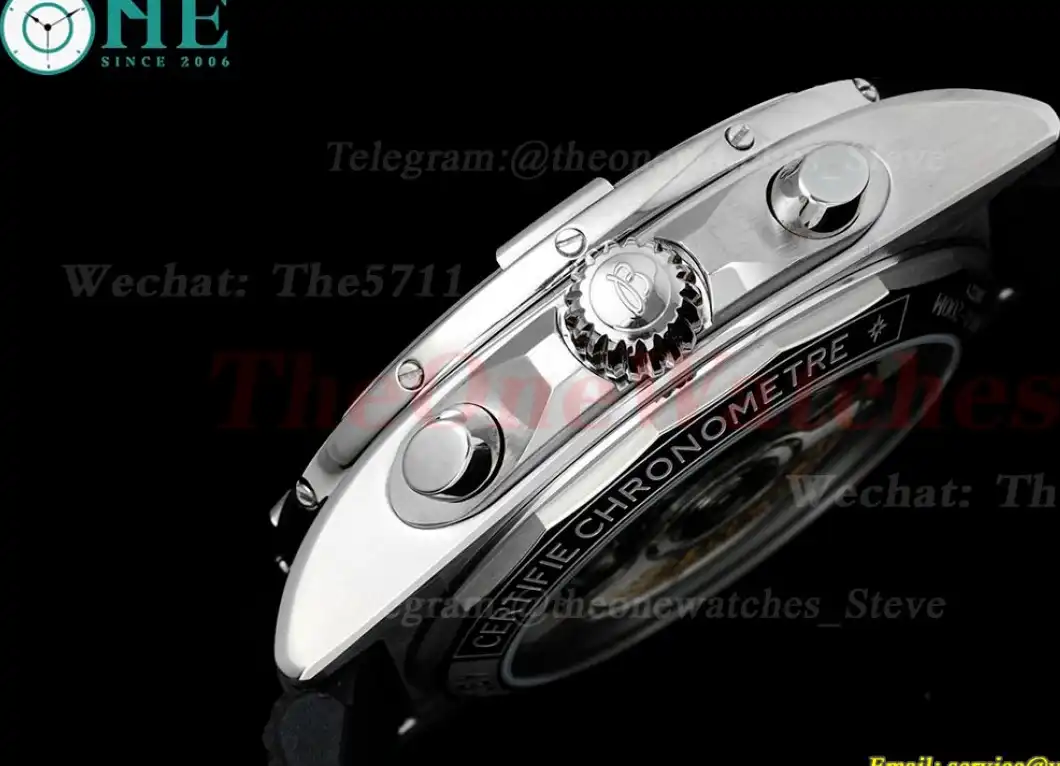 Chronomat B01 42MM Silver Dial on Rouleaux Rubber Strap TF A7750