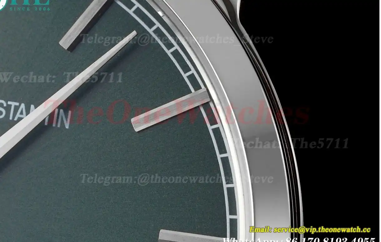 Traditionnelle 41mm SS LE Green Dial RMSF Tourb