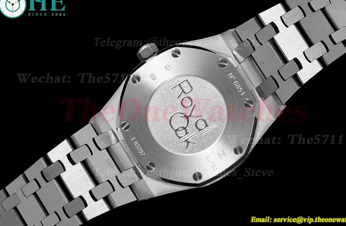 Royal Oak Ladies 67651 33mm Dia SS SS White ZF Swiss Qtz