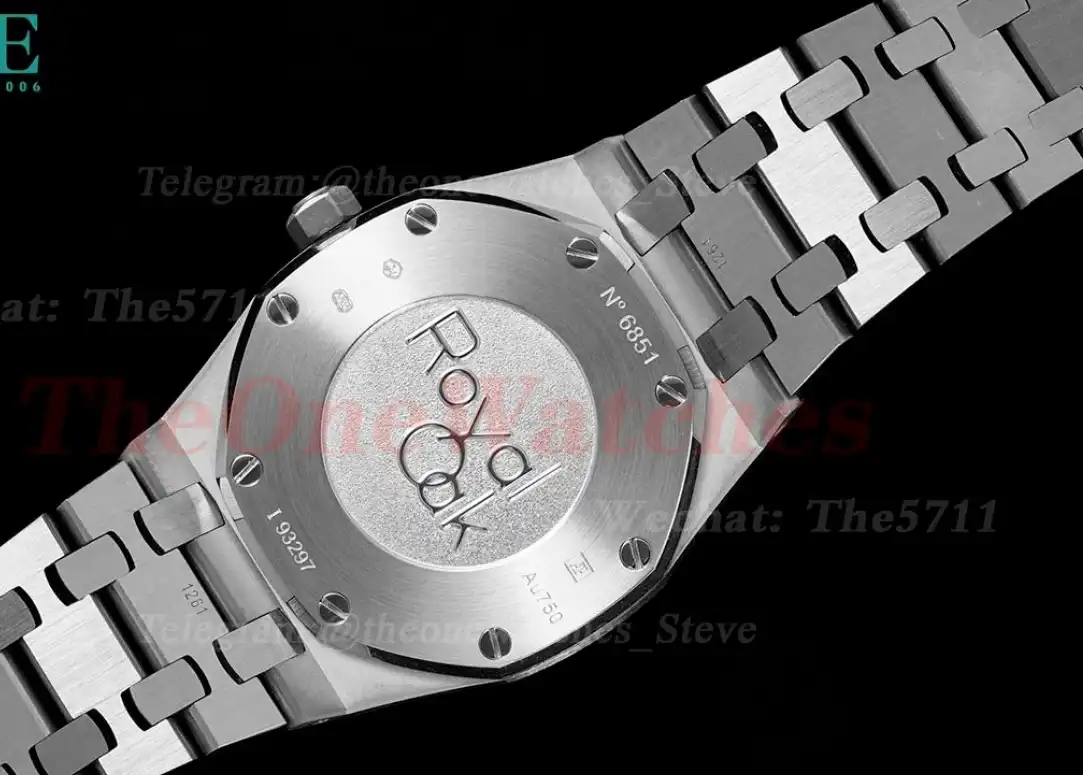 Royal Oak Ladies 67650 33mm SS SS Red ZF Swiss Qtz