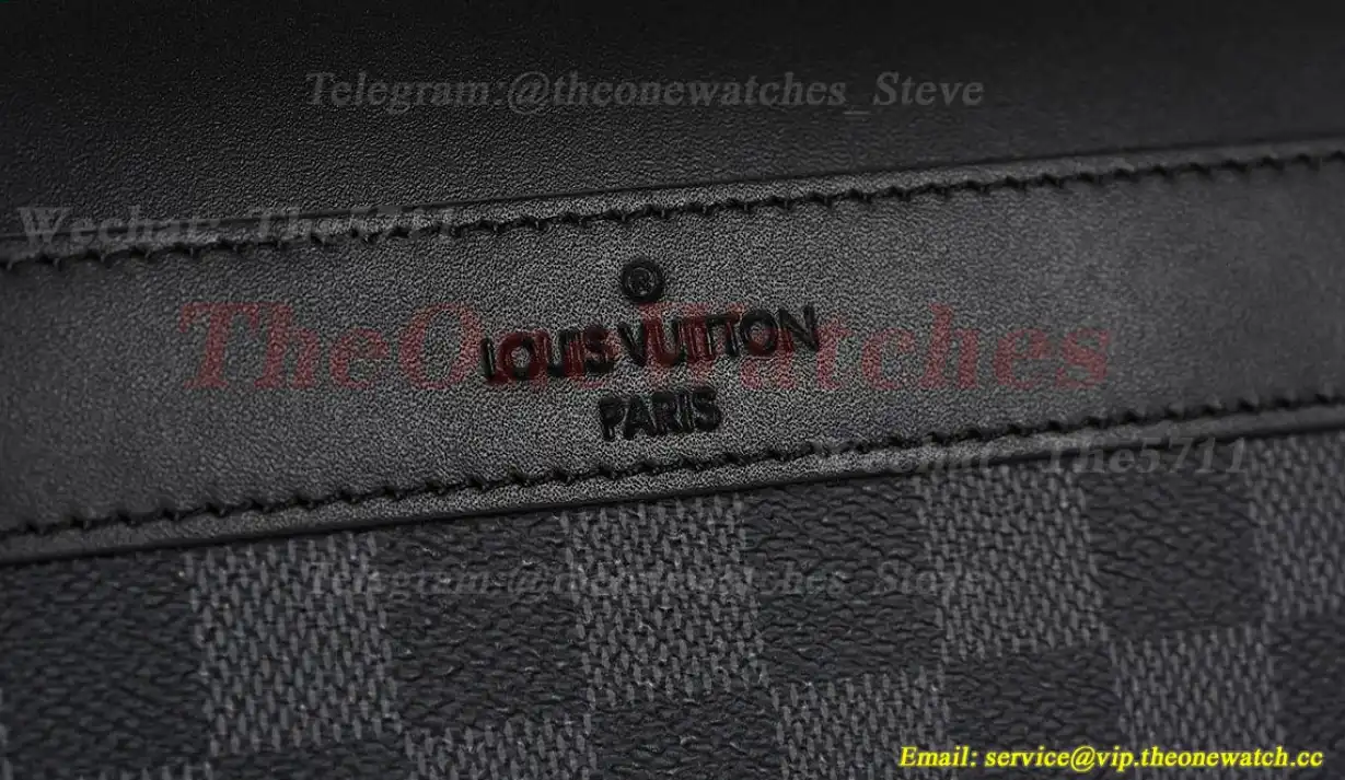 Louis Vuitton - Trocadero Messenger NM N40087