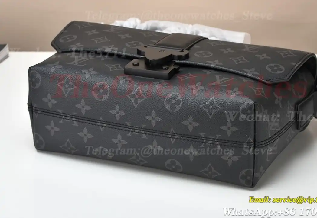 Louis Vuitton - S-Cape Messenger M46794