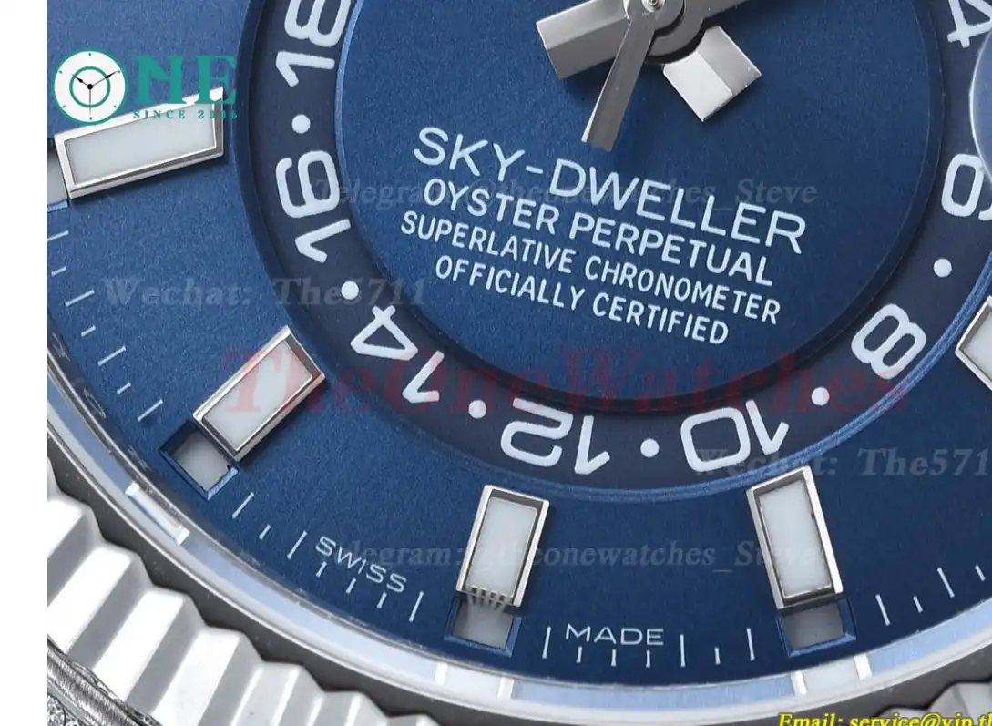 SkyDweller 42mm Diamond Oyster SS SS Blue Stk FNF A9001