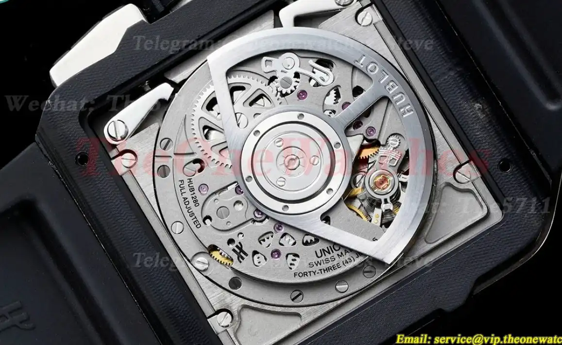 Square Bang Unico 42mm Cer SS RU Skeleton Dial BBF HUB1280A