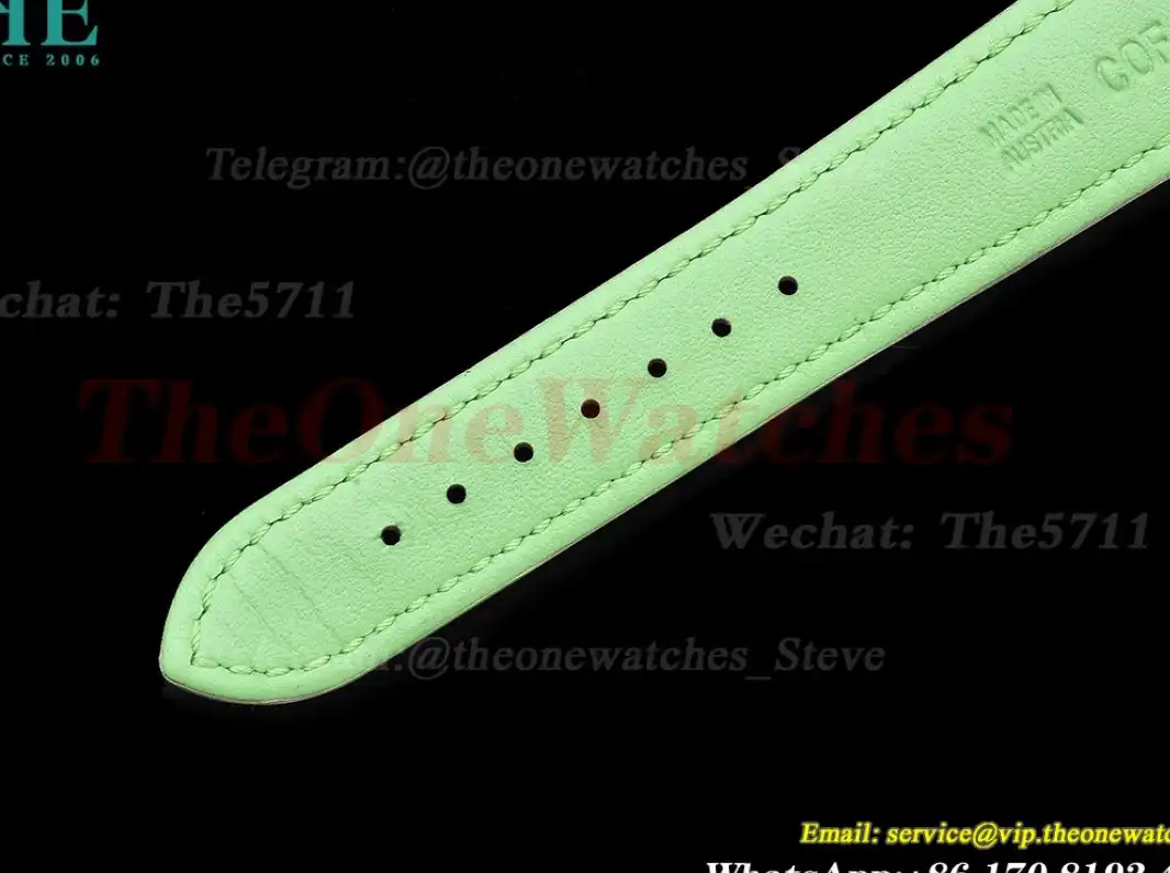 Tank Must SS LE White Dial On Bright Green Leather Strap K11F Quartz