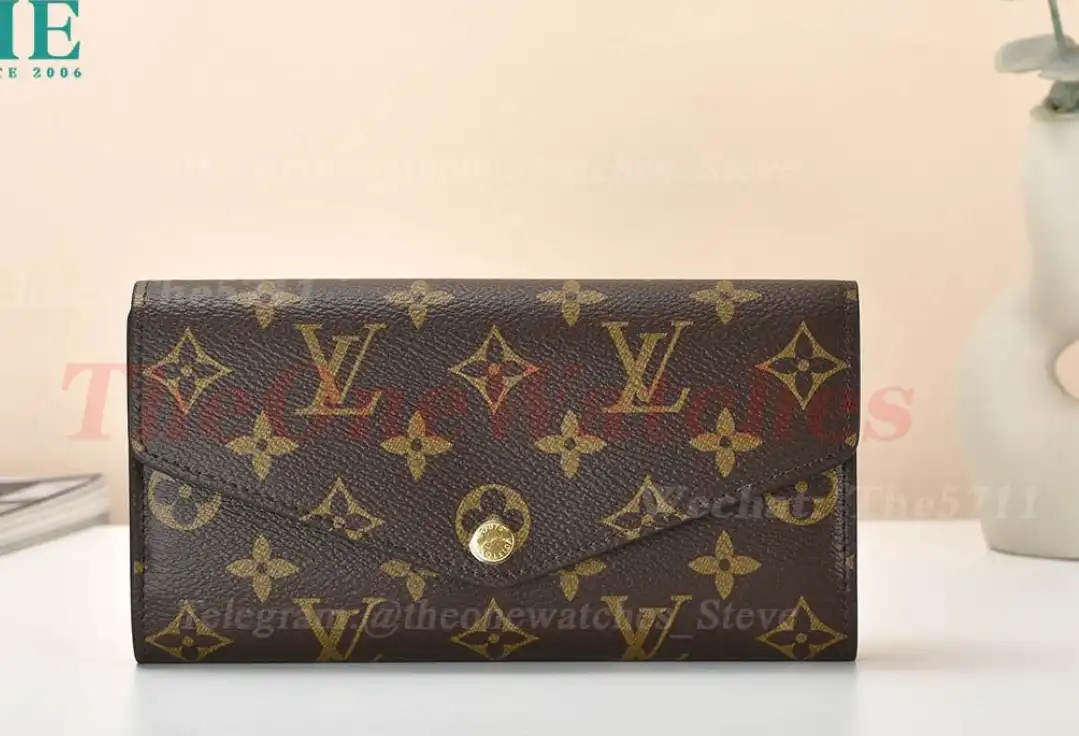 Louis Vuitton - Sarah Wallet M62234