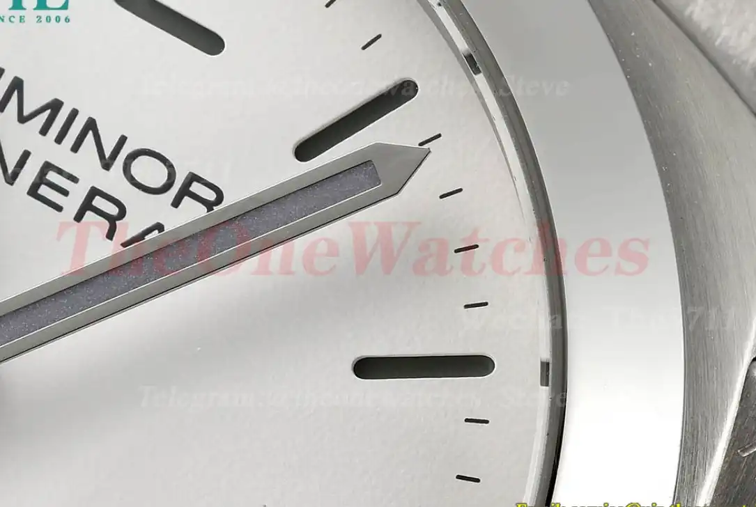 Luminor PAM1367 Bitempo GMT 40mm SS LE White Dial VSF P900