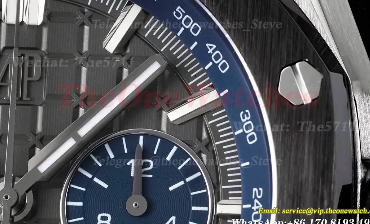 Royal Oak Offshore Chrono 43mm SS RU Grey Blue APF A7750