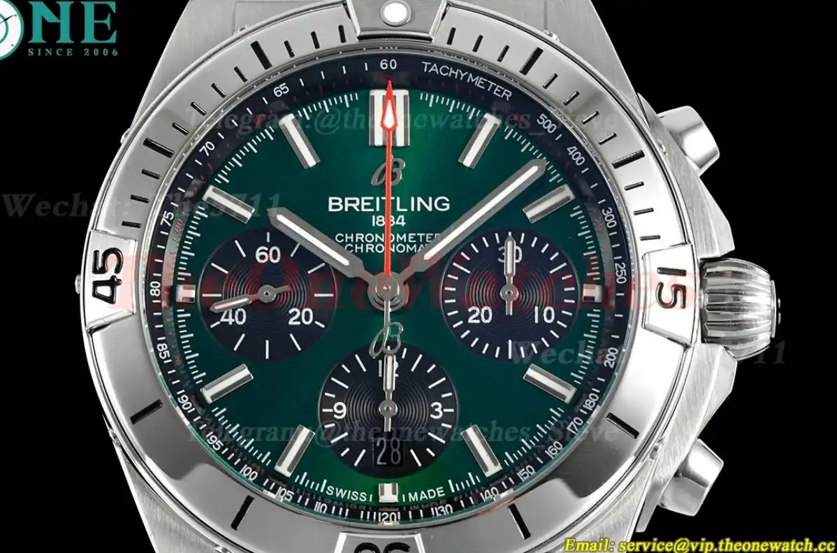 Chronomat B01 42MM SS SS Green Stk TF A7750