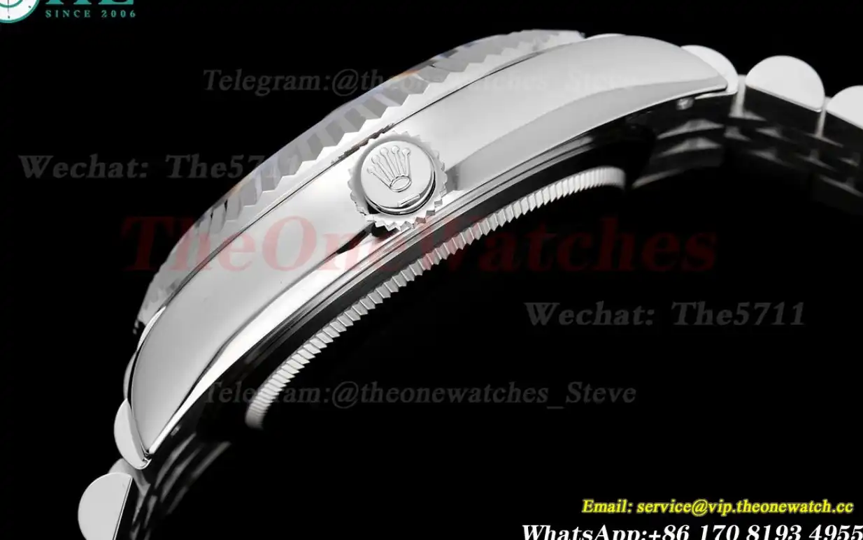 SkyDweller 326934 42mm SS SS Black Dial ZF A2824