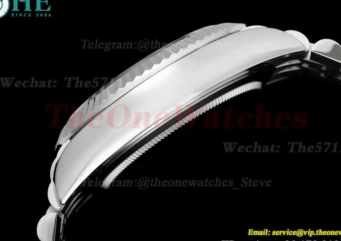 SkyDweller 326934 42mm SS SS White Dial ZF A2824