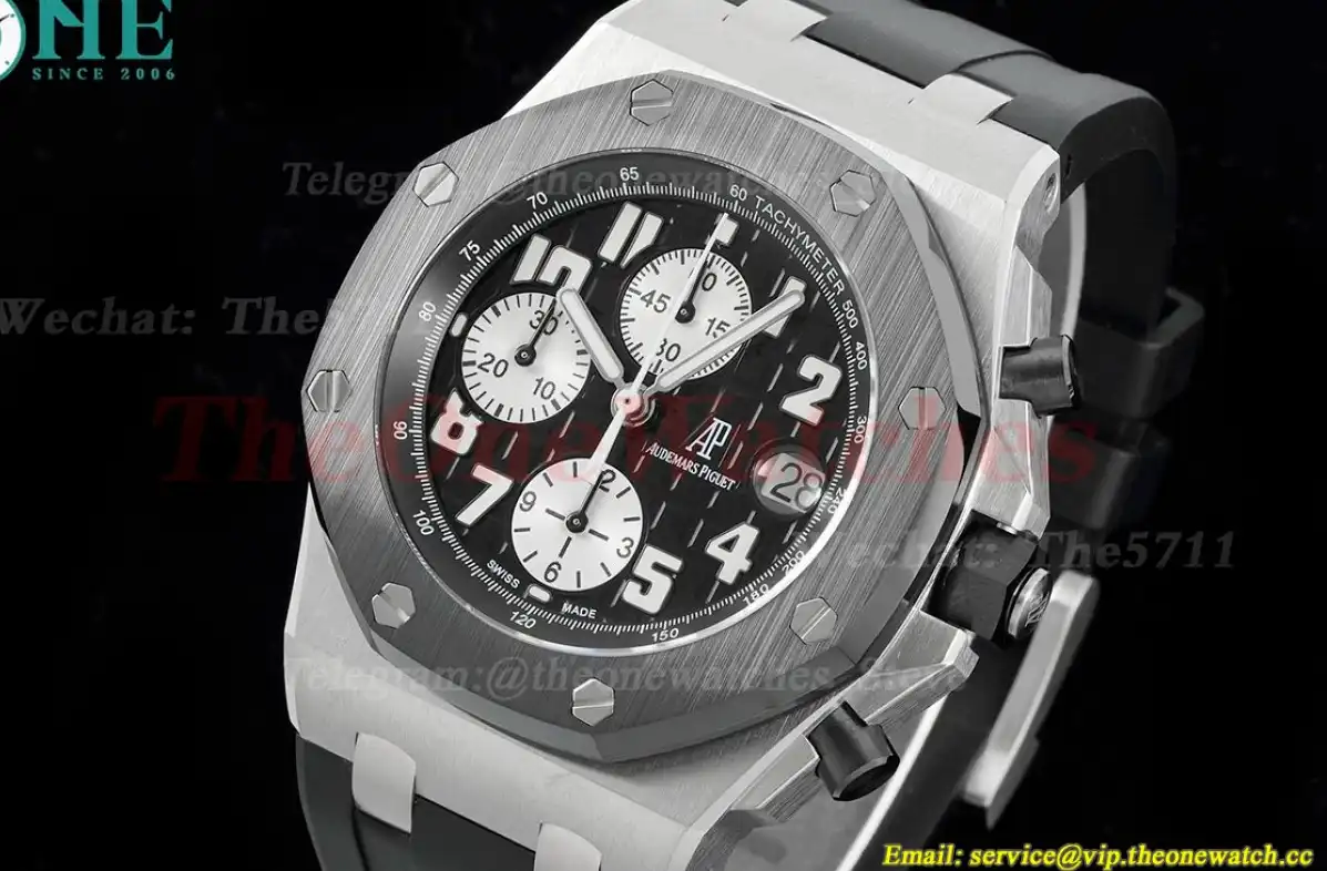 Royal Oak Offshore 42mm SS RU Black Wht APF A7750