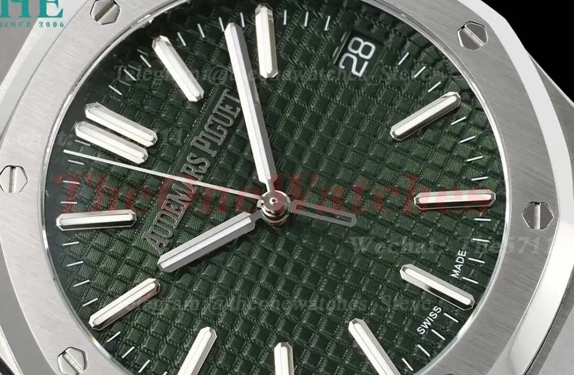 Royal Oak 41mm 15510 SS SS Green Stk IPF A4302 Super Clone