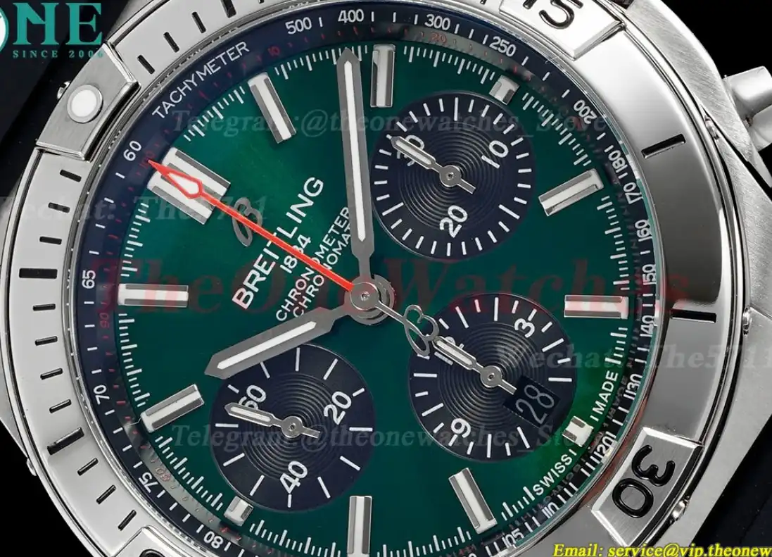 Chronomat B01 42MM SS RU Green Stk TF A7750