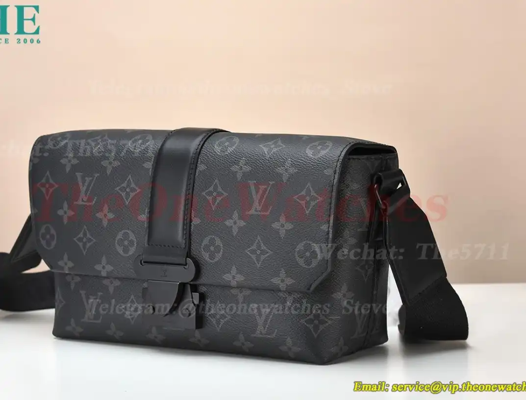 Louis Vuitton - S-Cape Messenger M46794