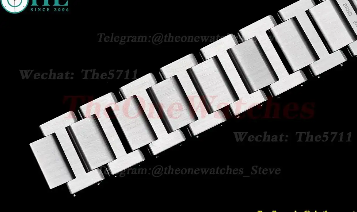 Tank Must Small White Dial On SS Bracelet K11F Quartz