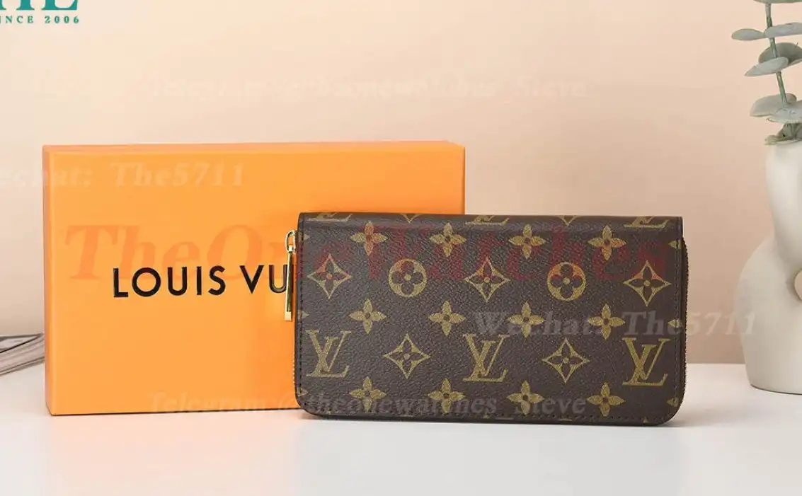 Louis Vuitton - Zippy Wallet M42616