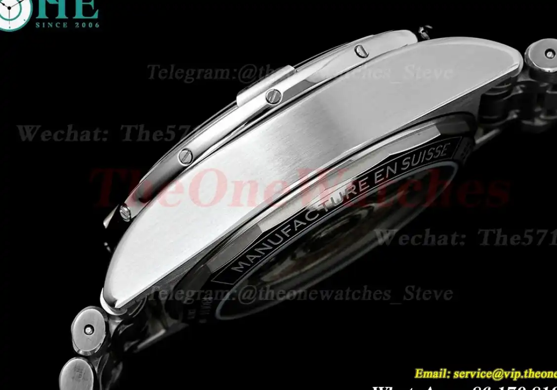 Chronomat B01 42MM SS SS Black Stk TF A7750