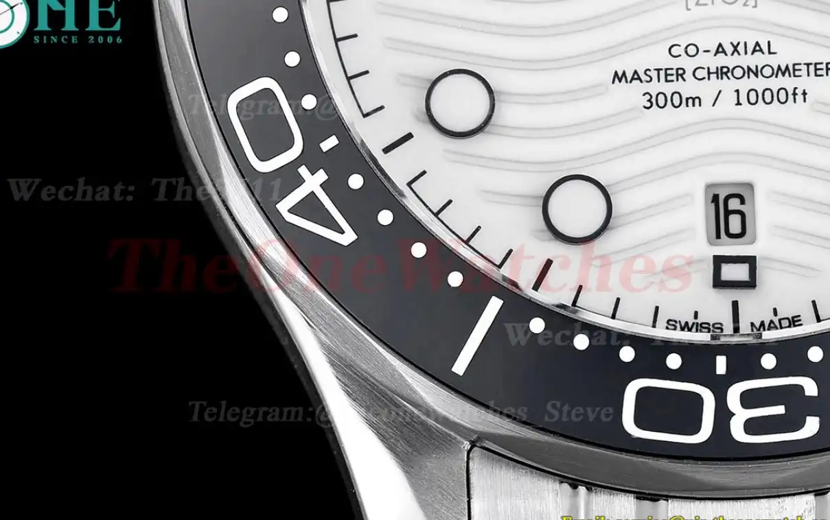 Seamaster 300m 42mm SS SS White GDF MY8215