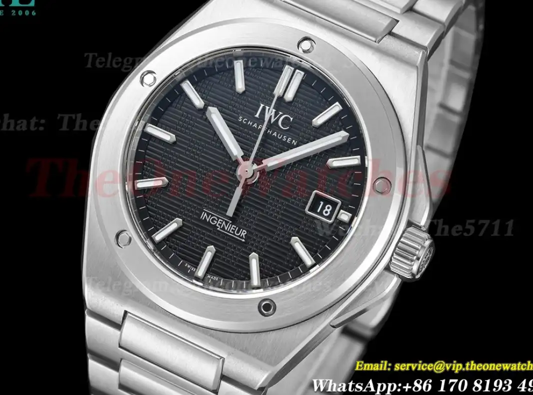 Ingeniuer Automatic 40mm SS SS Black Dial V7F V2 A2892