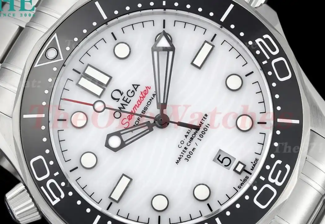 Seamaster 300m 42mm SS SS White Dial T+F A8800