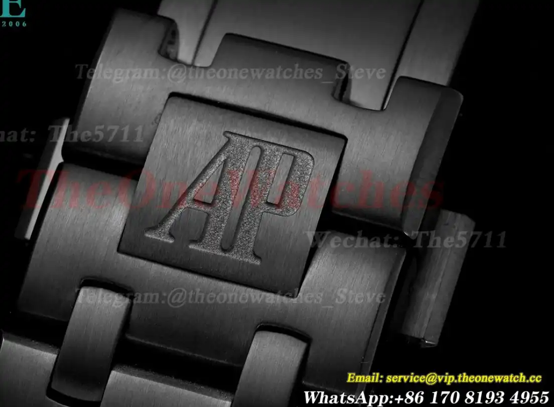 Royal Oak Offshore 42mm PVD PVD Black Dial APF A7750