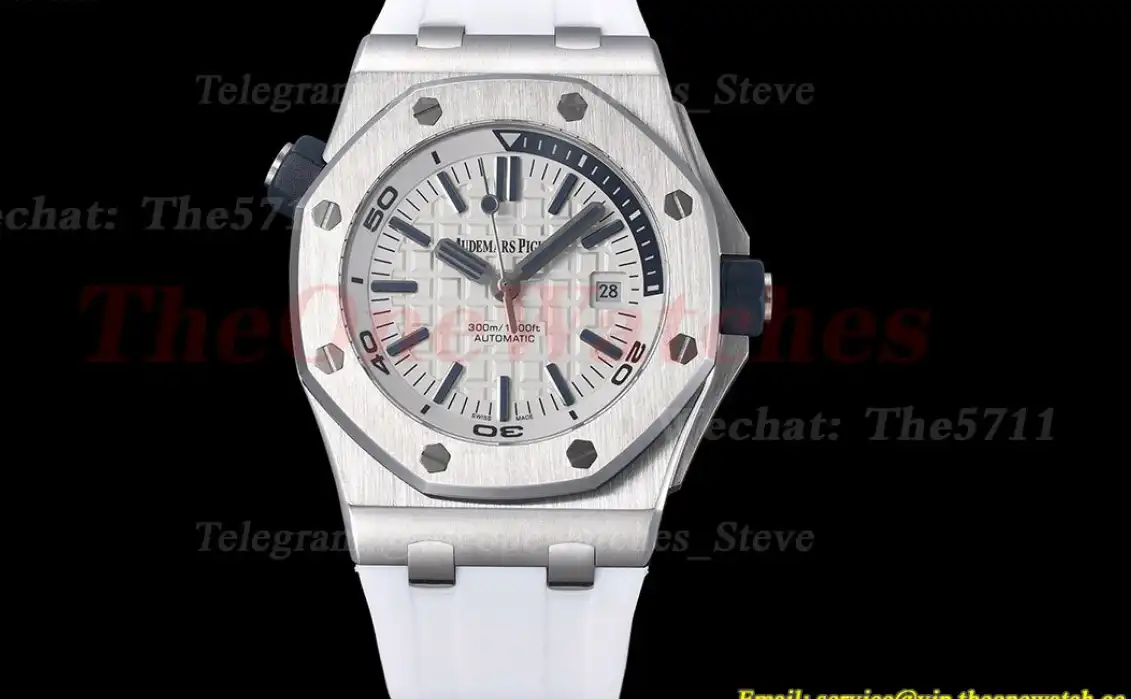 Royal Oak Offshore Diver 15710 42mm SS RU White Stk GDF MY8215