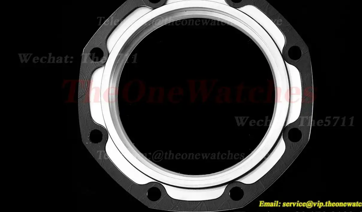 Royal Oak Offshore Chrono 43mm SS RU Black Silver APF A7750