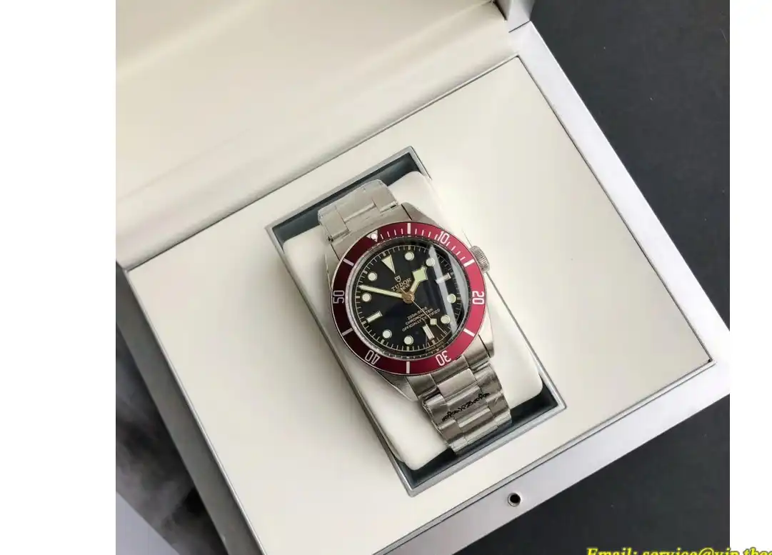 Black Bay 41mm SS SS Red GDF MY8215